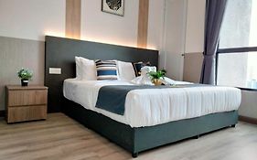 Bangsar South Botanical I Bed & Pillow